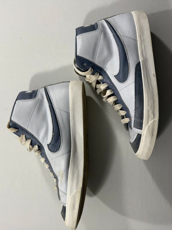 Nike Blazer Mid ’77 Vintage White Navy Blue Mens Size Size 9.5 Pre-Owned main image 8